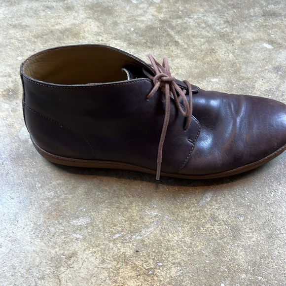 Cole Haan Men's Brown Leather Shoes with Vibram Soles
Size: 10 1/2 - Picture 5 of 16